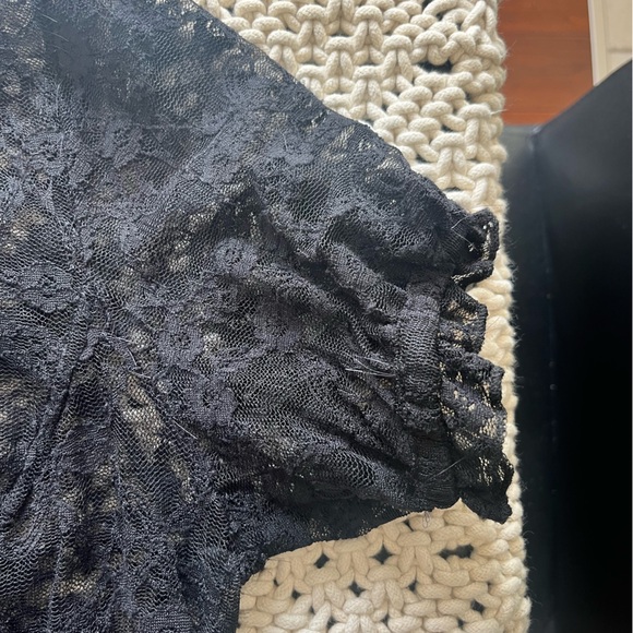 UNIQUE VINTAGE Black Lace Short-Sleeve Blouse with Ribbon Tie Size M - Picture 8 of 9